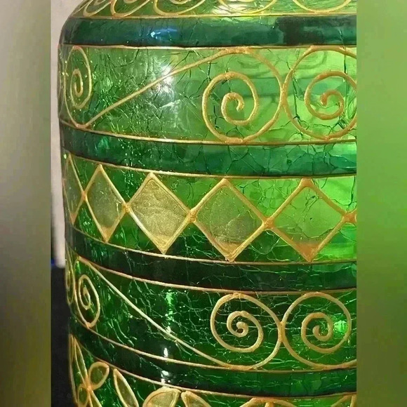 Vintage  Bohemian Green Crackle Gold-Gilded Vase - Picture 9 of 12